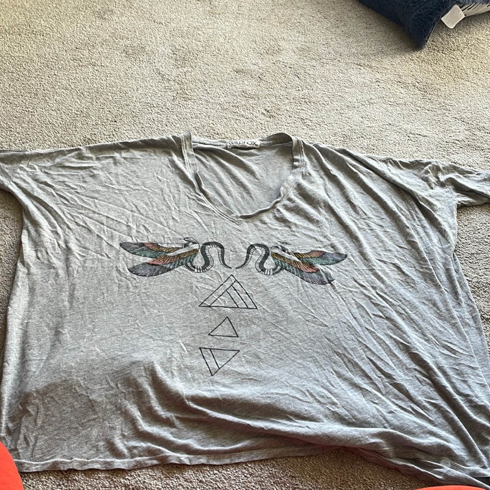 Oversized boxy wildfox tee.